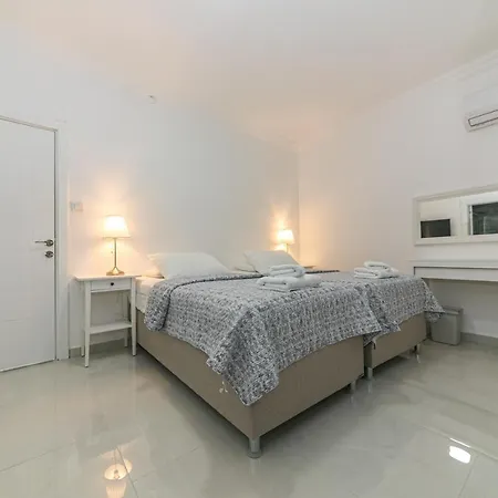 Villa Gem's Hisaronu Marmaris Daily Weekly